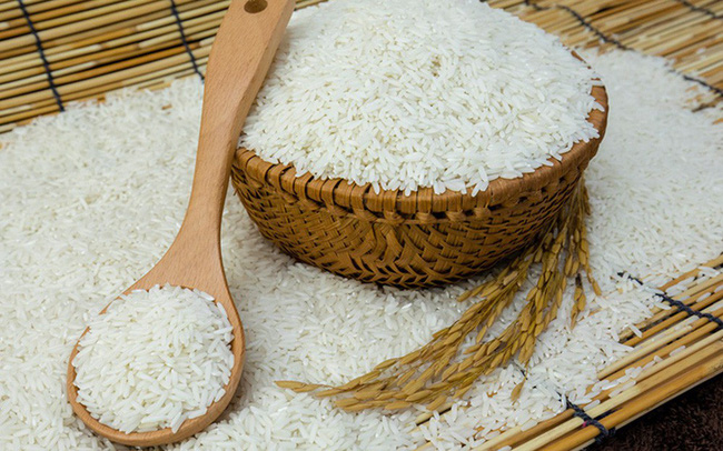 Le Vietnam représente 87 des importations totales de riz des Philippines